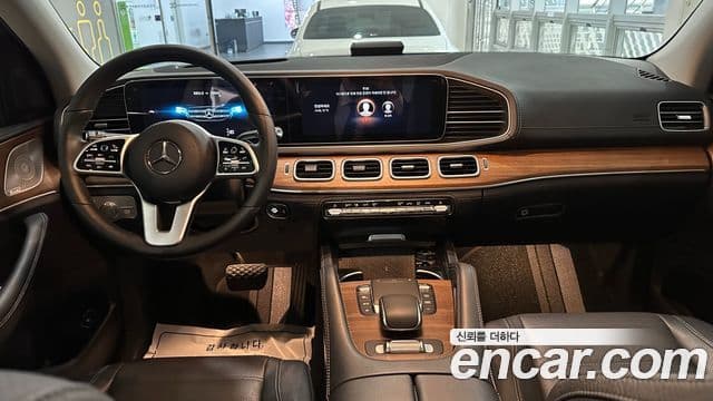 Mercedes-Benz GLE-Class 2021 — Şəkil 7/19
