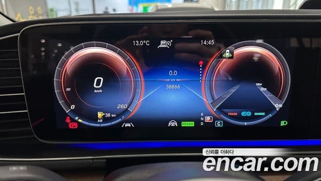 Mercedes-Benz GLE-Class 2021 — Şəkil 8/19
