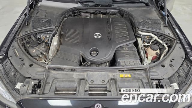 Mercedes-Benz S-Class 2021 — Photo 16/17