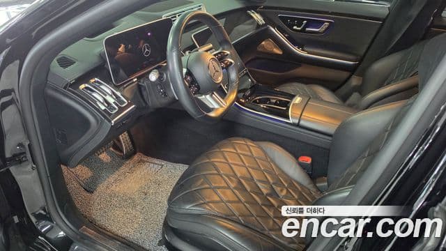 Mercedes-Benz S-Class 2021 — Photo 8/17