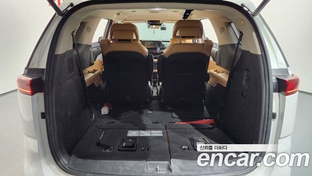 Kia Carnival 2021 — Фото 20/20