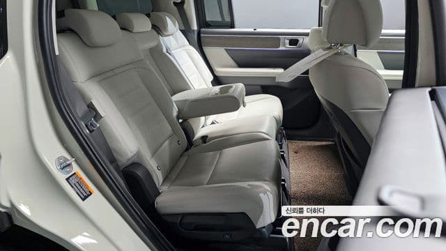 Hyundai Santa Fe 2024 — ფოტო 4/20