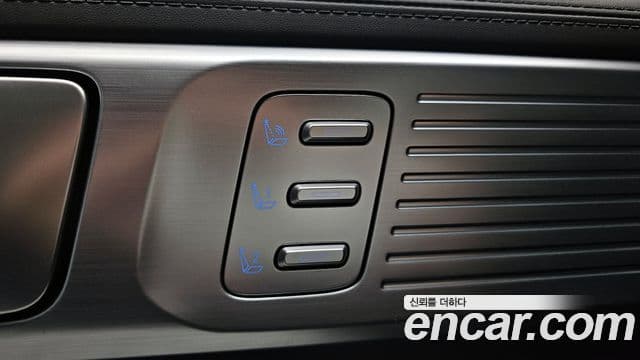 Hyundai Santa Fe 2024 — ფოტო 19/20