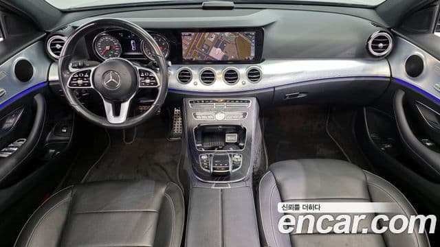 Mercedes-Benz E-Class 2019 — Фото 7/20