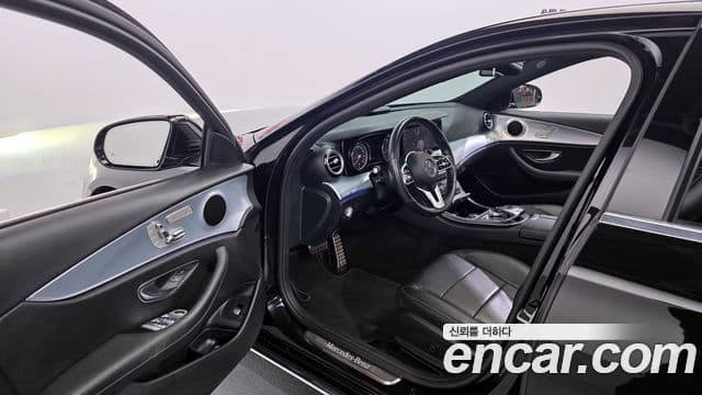 Mercedes-Benz E-Class 2019 — Фото 10/20