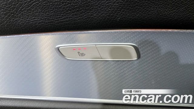 Mercedes-Benz E-Class 2019 — Фото 17/20