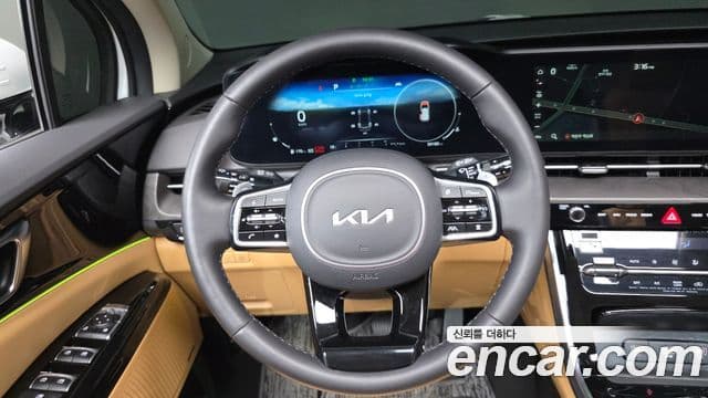 Kia Carnival 2023 — ფოტო 12/20