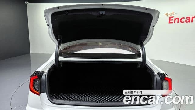 Hyundai Sonata Hybrid 2019 — Şəkil 9/20
