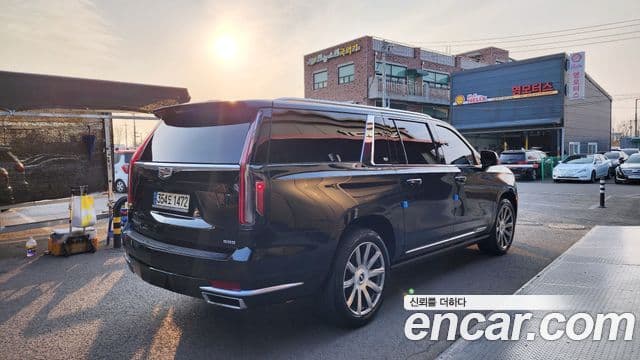Cadillac Escalade 2022 — Photo 20/20