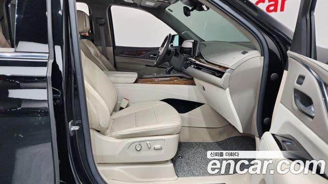 Cadillac Escalade 2022 — Photo 10/20