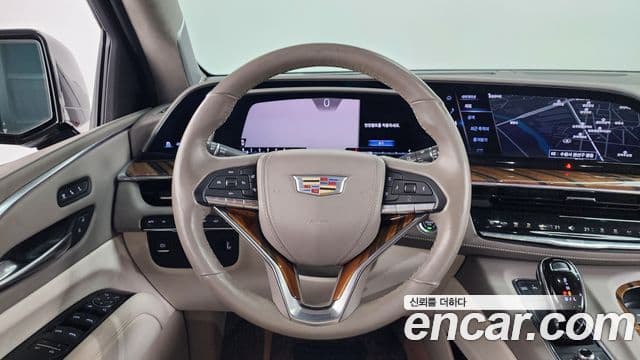 Cadillac Escalade 2022 — Photo 18/20