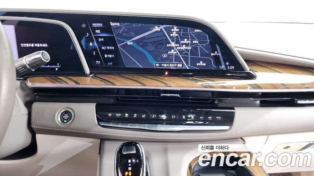Cadillac Escalade 2022 — Photo 6/20