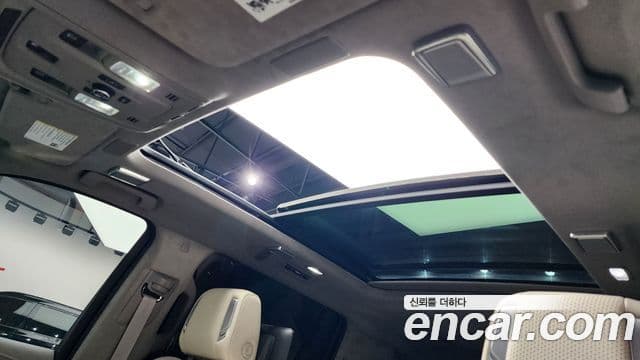Cadillac Escalade 2022 — Photo 13/20