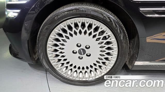 Genesis Electrified G80 2024 — ფოტო 5/20