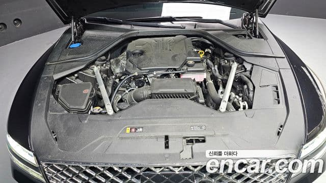 Genesis G80 2023 — Şəkil 10/20