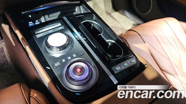 Genesis G80 2023 — Şəkil 16/20
