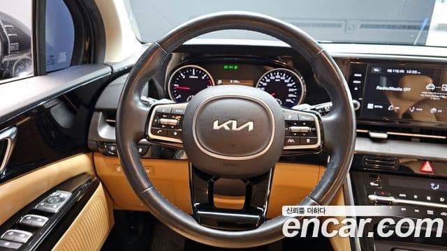 Kia Carnival 2021 — Фото 13/20