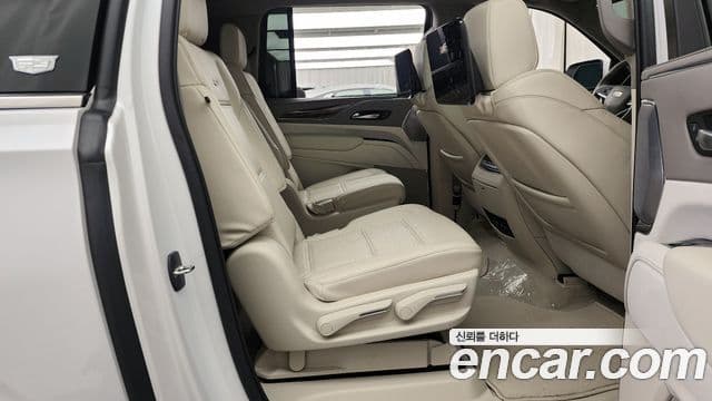 Cadillac Escalade 2023 — Şəkil 12/20