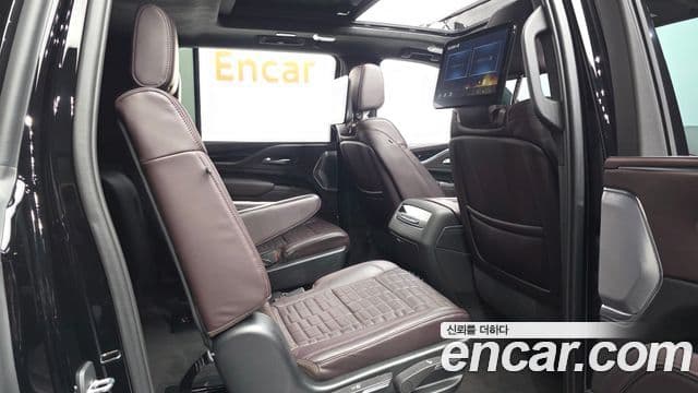 Cadillac Escalade 2023 — Şəkil 12/20