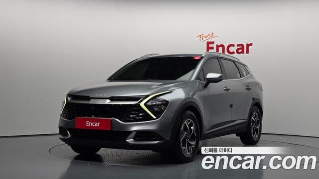 Kia Sportage 2022 — Фото 1/20