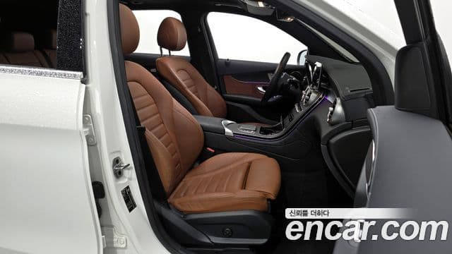Mercedes-Benz GLC-Class 2022 — Şəkil 10/20
