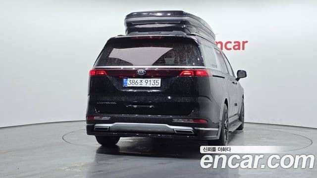 Kia Carnival 2021 — Фото 4/20
