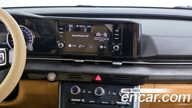 Kia Carnival 2021 — Фото 14/20