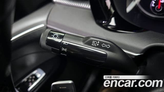 Kia K5 2023 — Şəkil 17/20