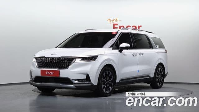 Kia Carnival 2021 — Фото 1/20