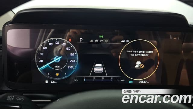 Kia Carnival 2021 — Фото 8/20