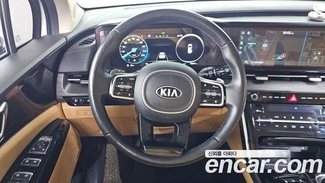Kia Carnival 2021 — Фото 13/20