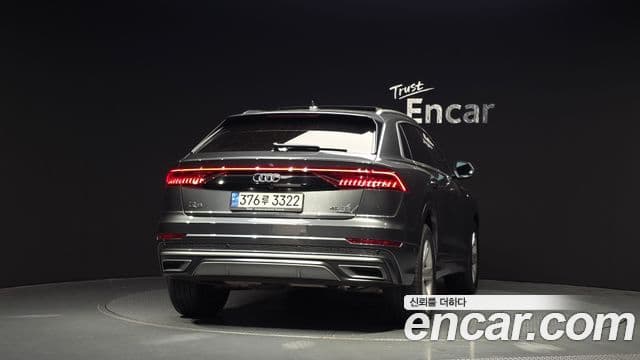 Audi Q7 2021 — ფოტო 4/20