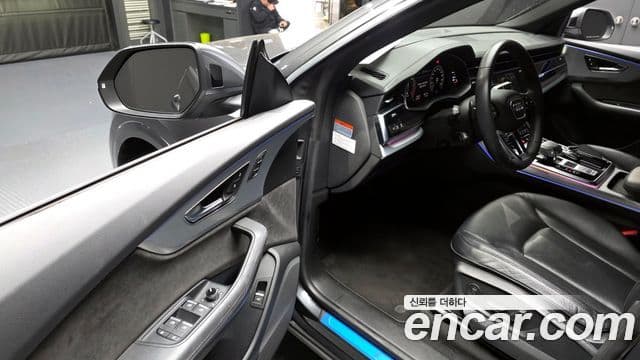 Audi Q7 2021 — ფოტო 11/20