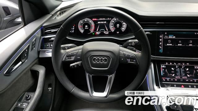 Audi Q7 2021 — ფოტო 13/20