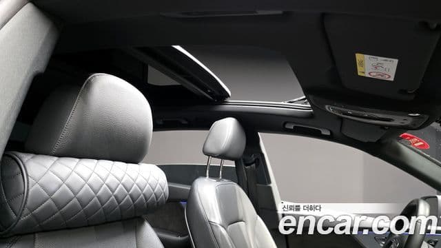 Audi Q7 2021 — фото 20 из 20