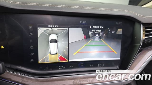 Volkswagen Touareg 2023 — ფოტო 15/20