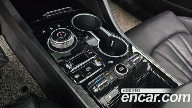 Kia K5 2023 — ფოტო 9/20