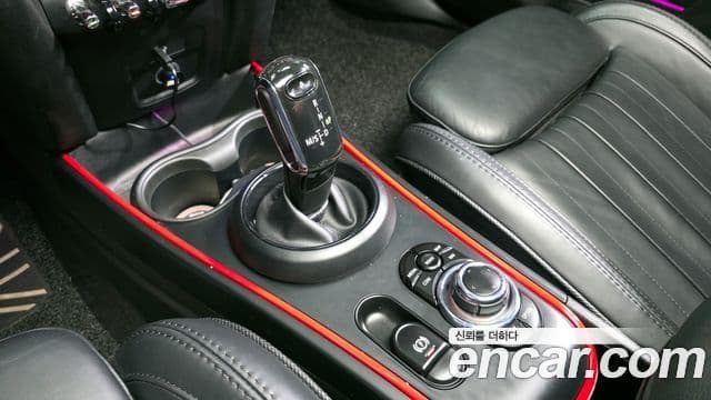 Mini Cooper S Countryman 2022 — ფოტო 10/20