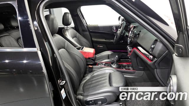 Mini Cooper S Countryman 2022 — ფოტო 7/20