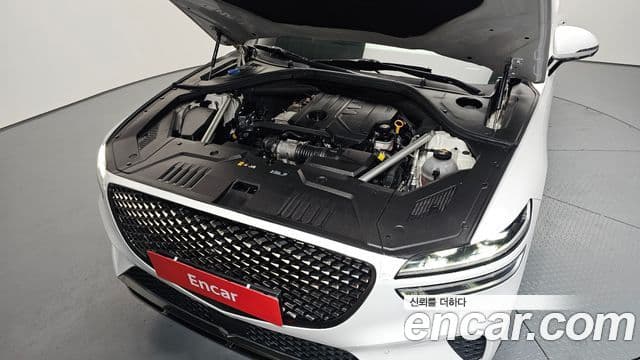Genesis GV70 2021 — ფოტო 6/20