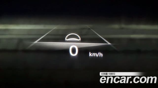 Genesis GV70 2021 — ფოტო 19/20