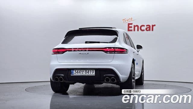 Porsche Macan 2022 — Şəkil 4/20