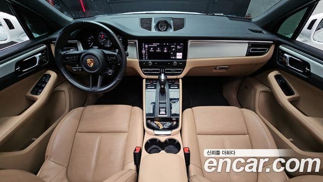 Porsche Macan 2022 — Şəkil 7/20