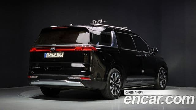 Kia Carnival 2021 — Photo 4/20