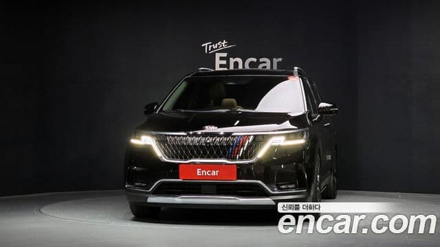 Kia Carnival 2021 — Photo 5/20