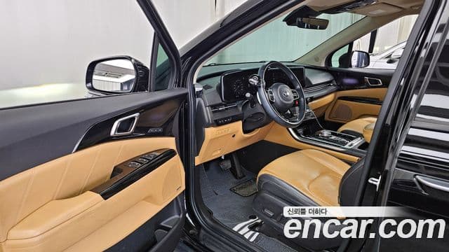 Kia Carnival 2021 — Photo 2/20