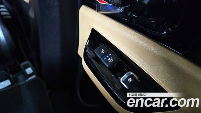 Kia Carnival 2021 — Photo 20/20
