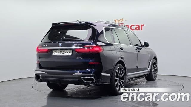 BMW X7 2020 — Photo 2/20