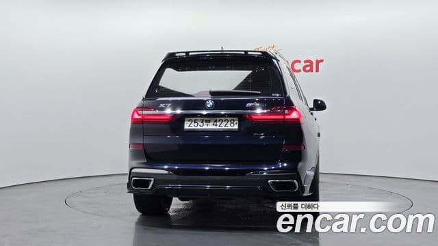 BMW X7 2020 — Photo 7/20