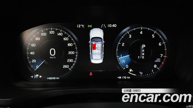 Volvo S60 2019 — ფოტო 8/20